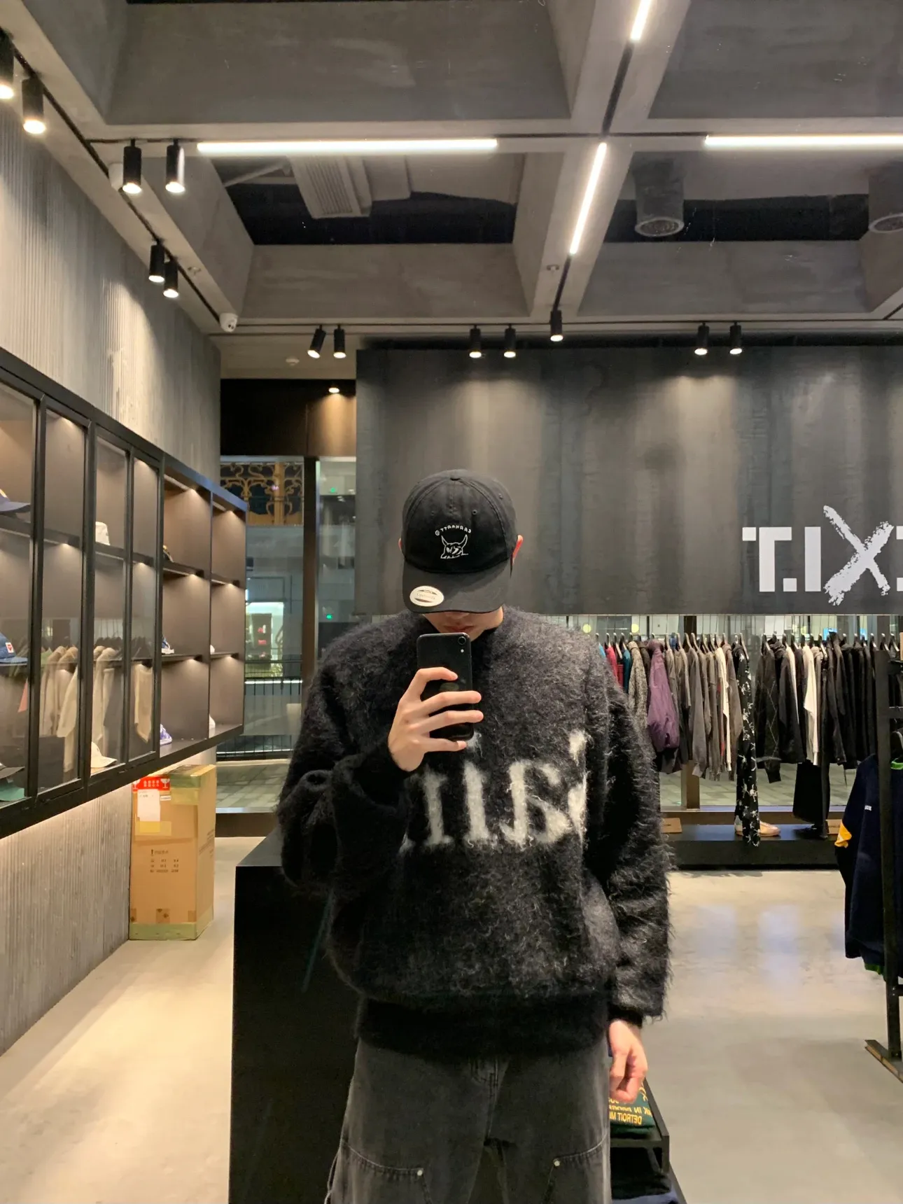 ❥4029#P226 SAINT Mxxxxxx × DENIM TERAS mohair sweater long sleeves BTS same style loose short design + fluffy version same style for men and women Color: Black Size: S M L XL